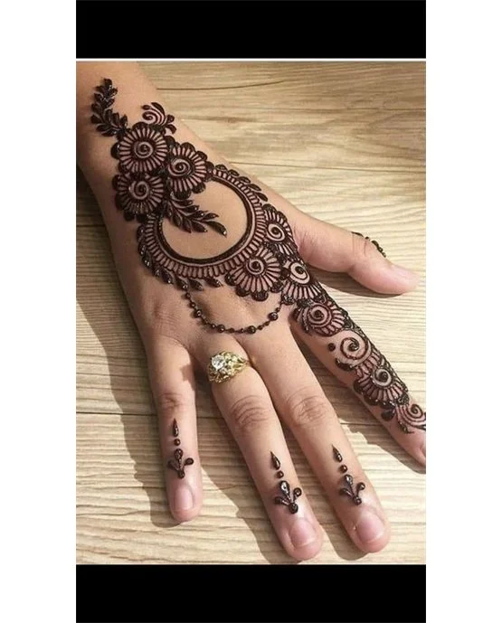 Majestic Ring And Stroke Covering Back Hand Mehndi Design Majestic Ring And Stroke Covering Back Hand Mehndi Design